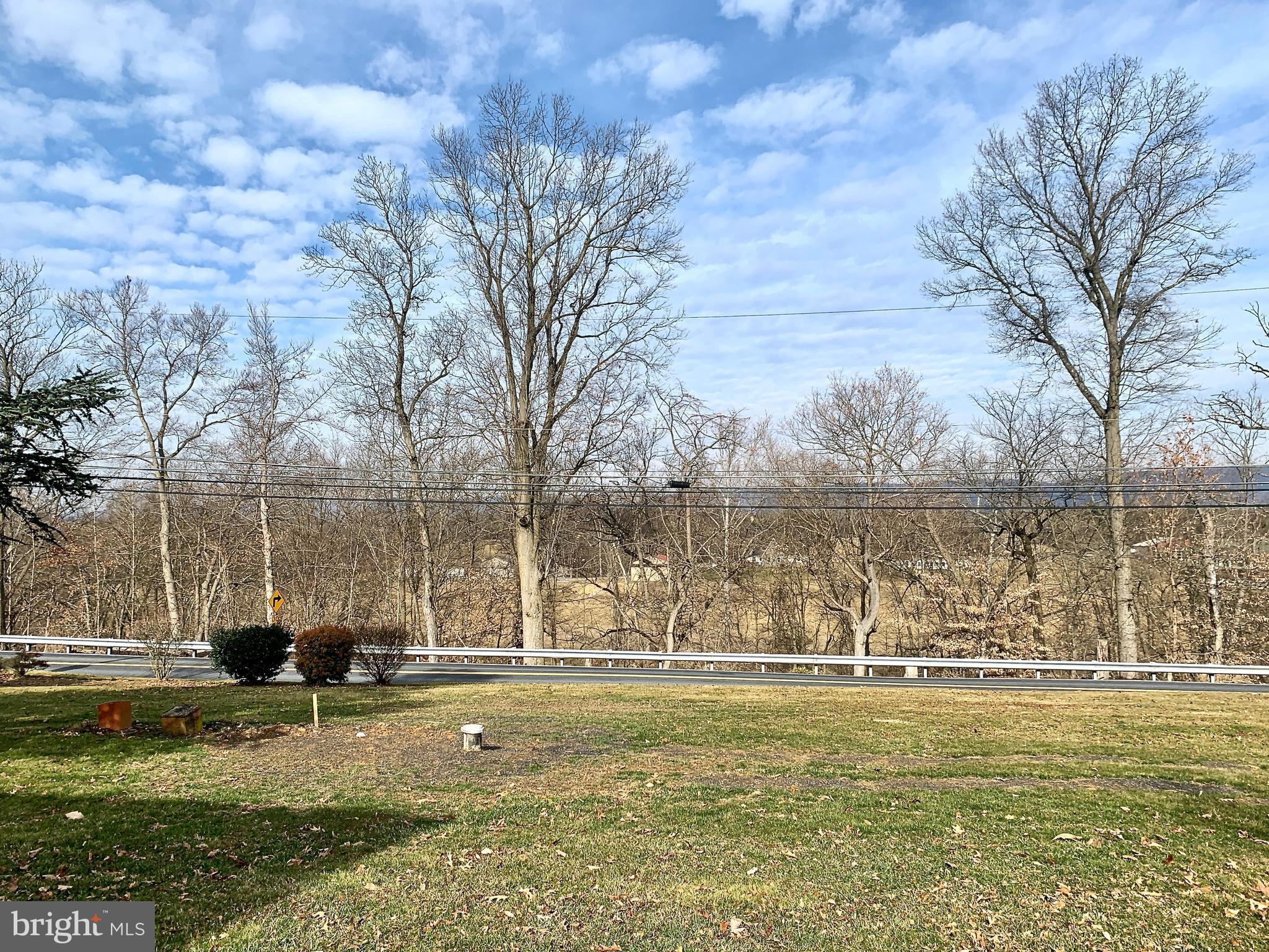 21 Valley View Dr