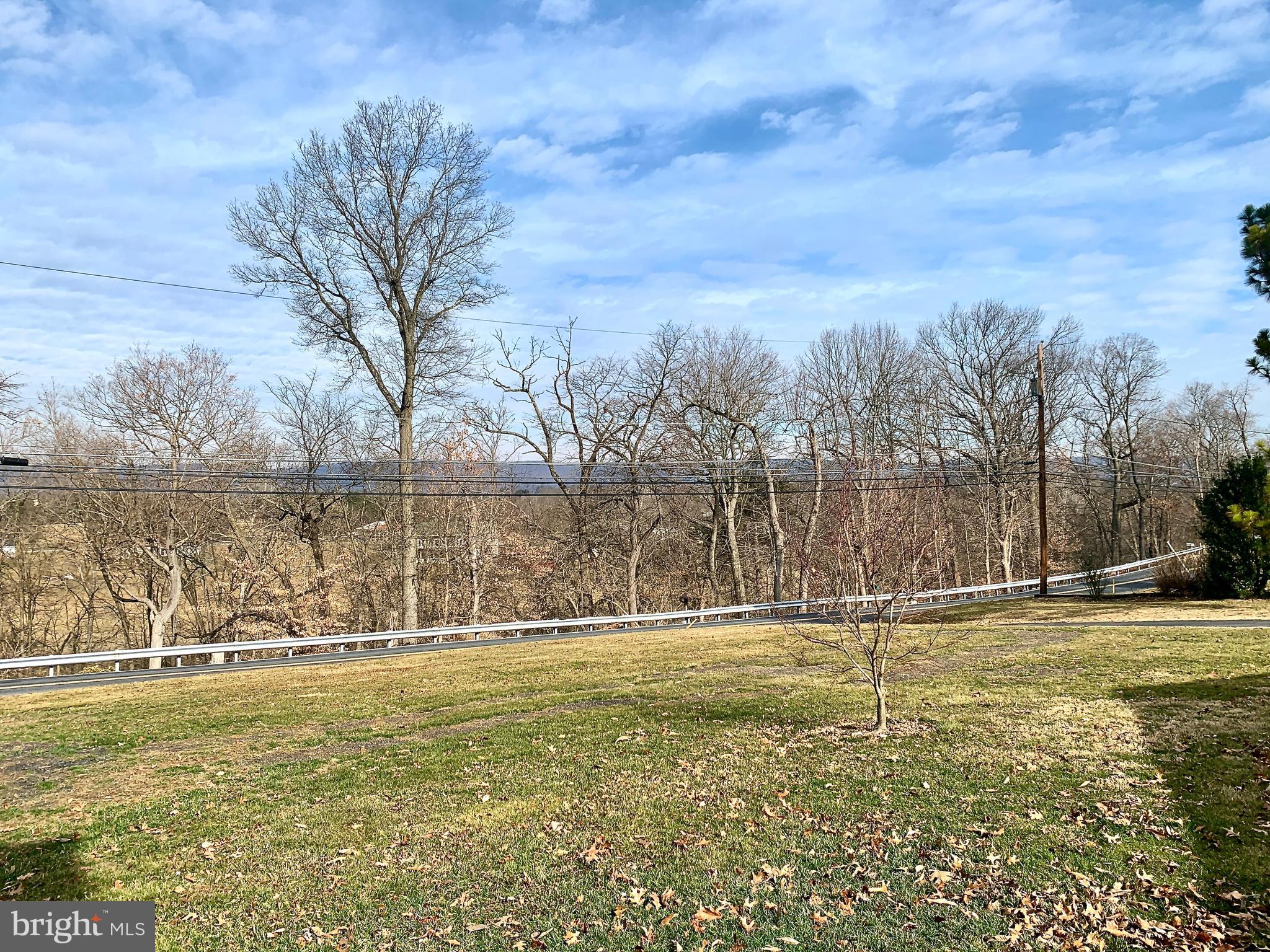 21 Valley View Dr