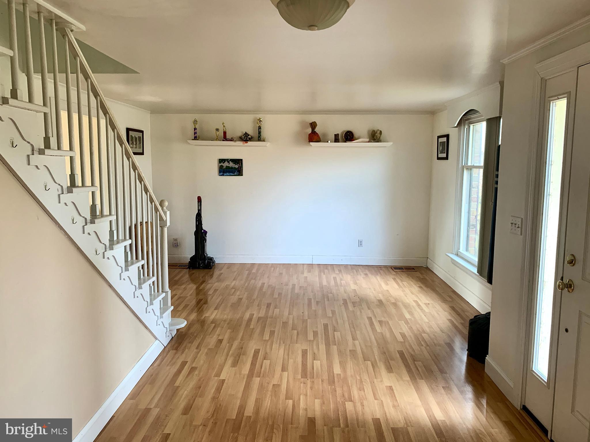 21 Valley View Dr