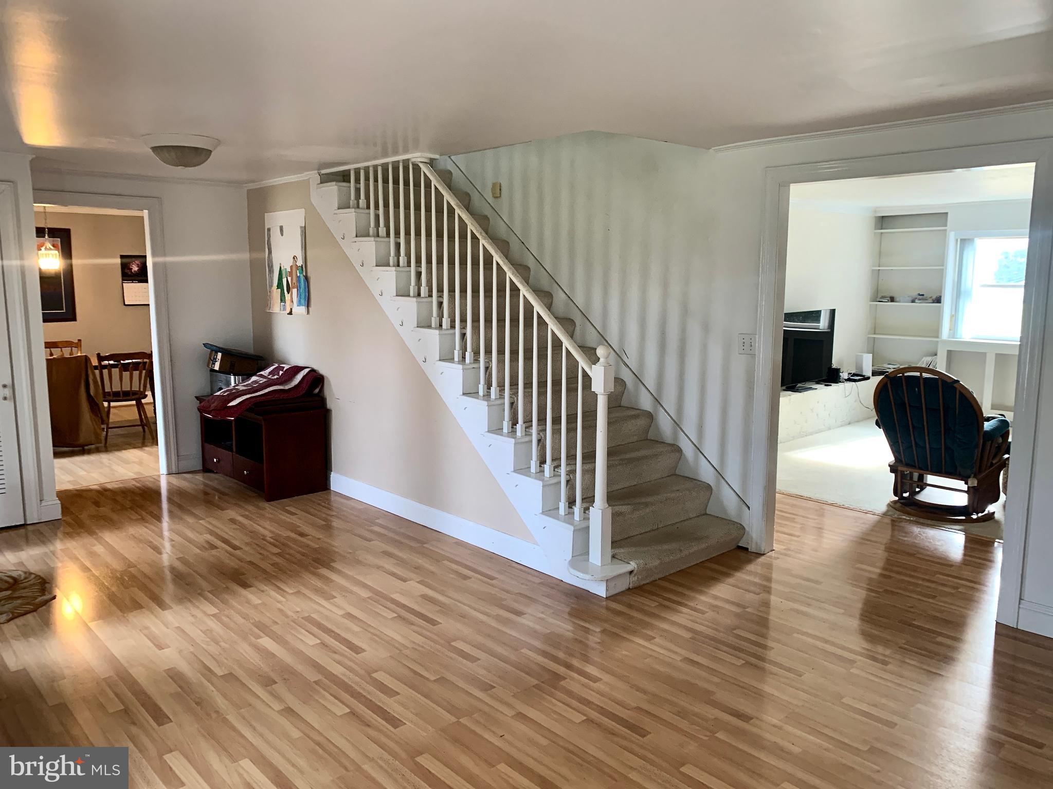 21 Valley View Dr
