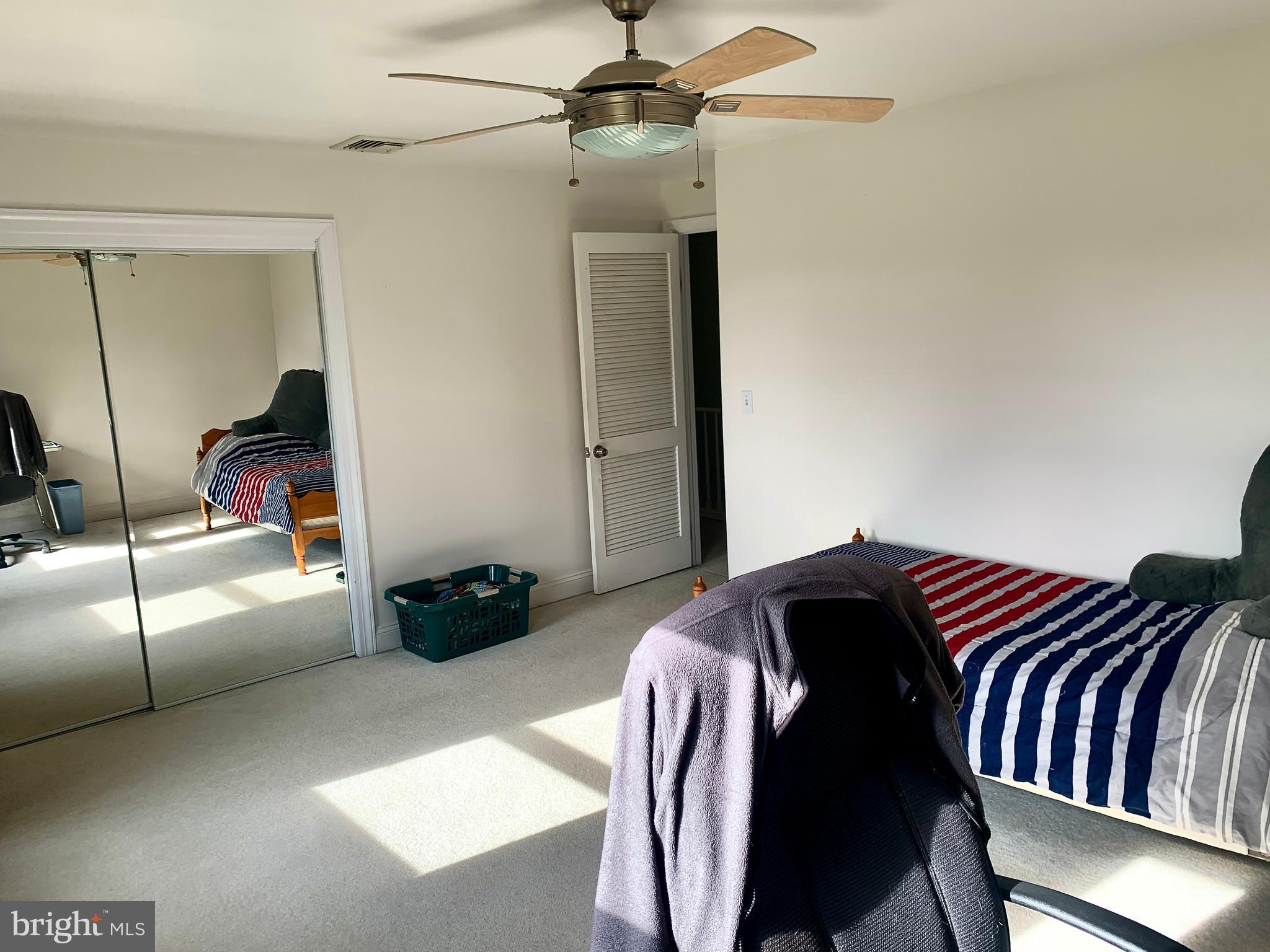 21 Valley View Dr