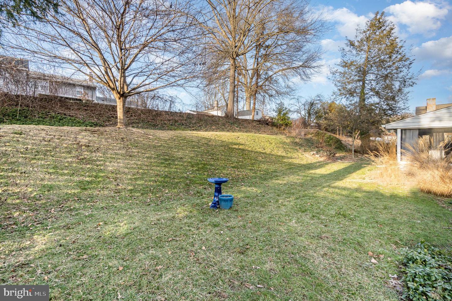 3809 Lamp Post Ln