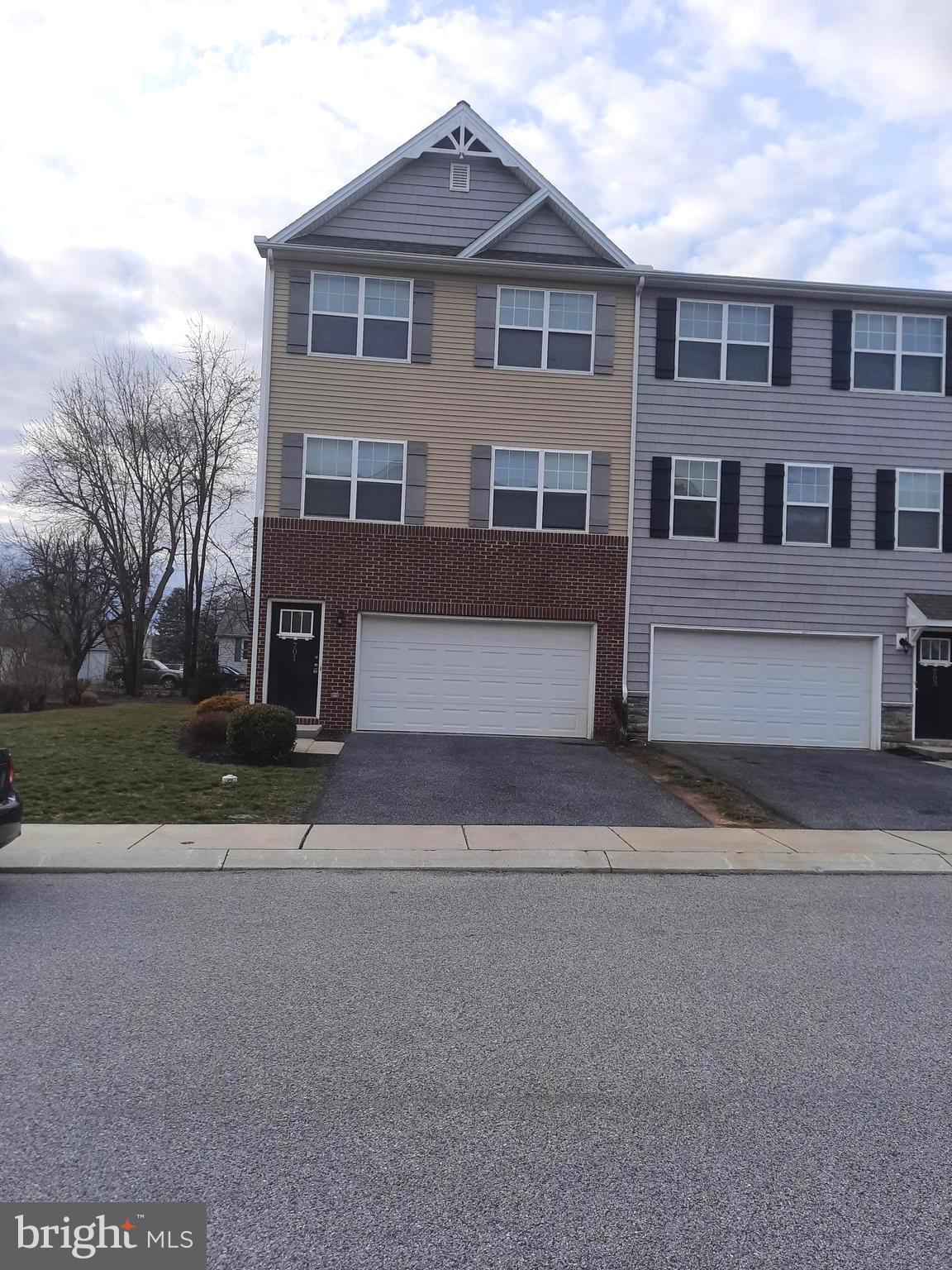 701 Admiral's Quay Drive