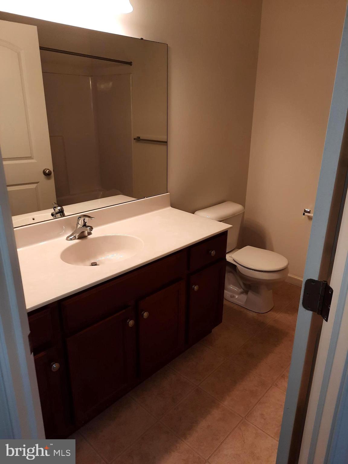 807 ADMIRALS QUAY DR