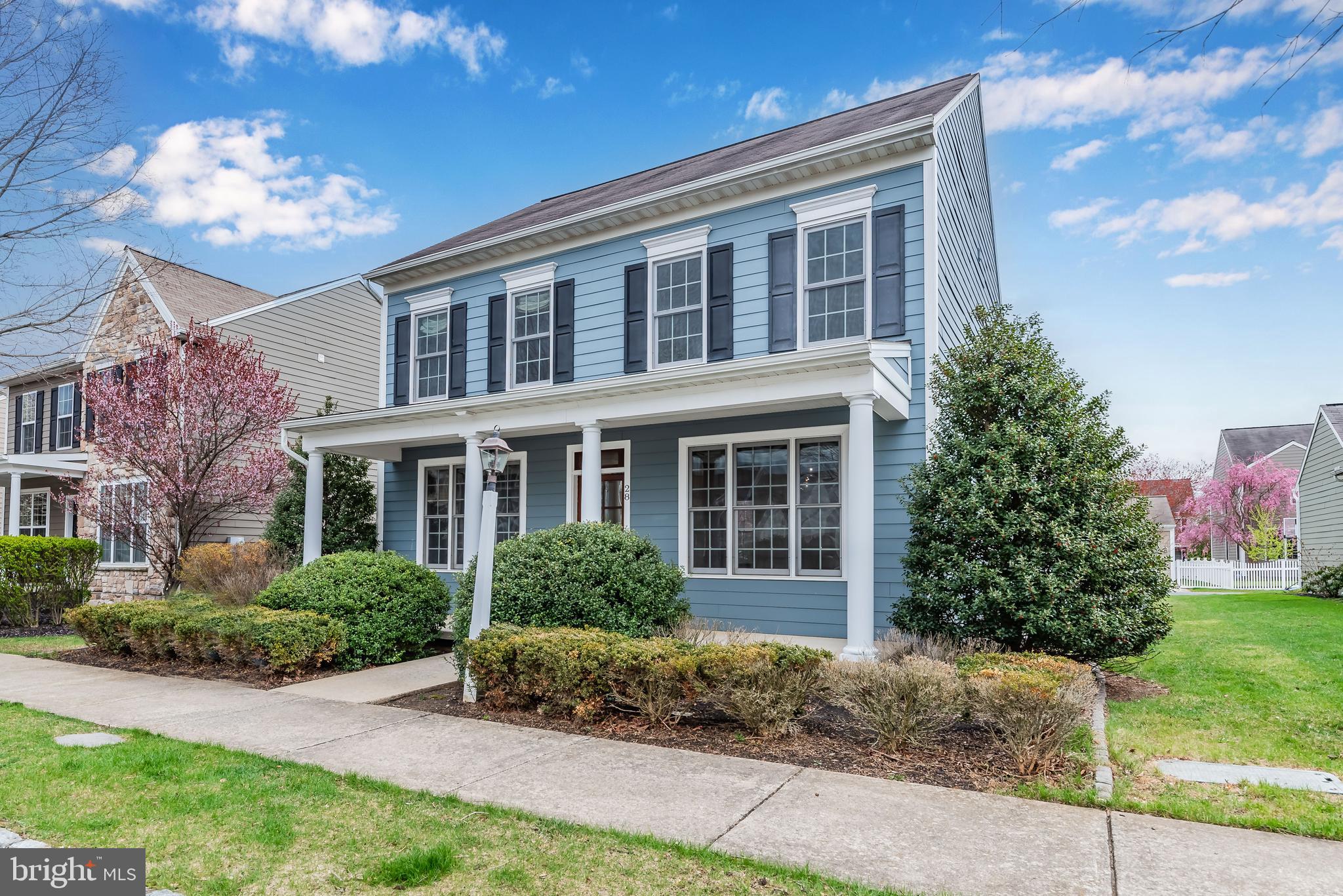 28 Summer Ln