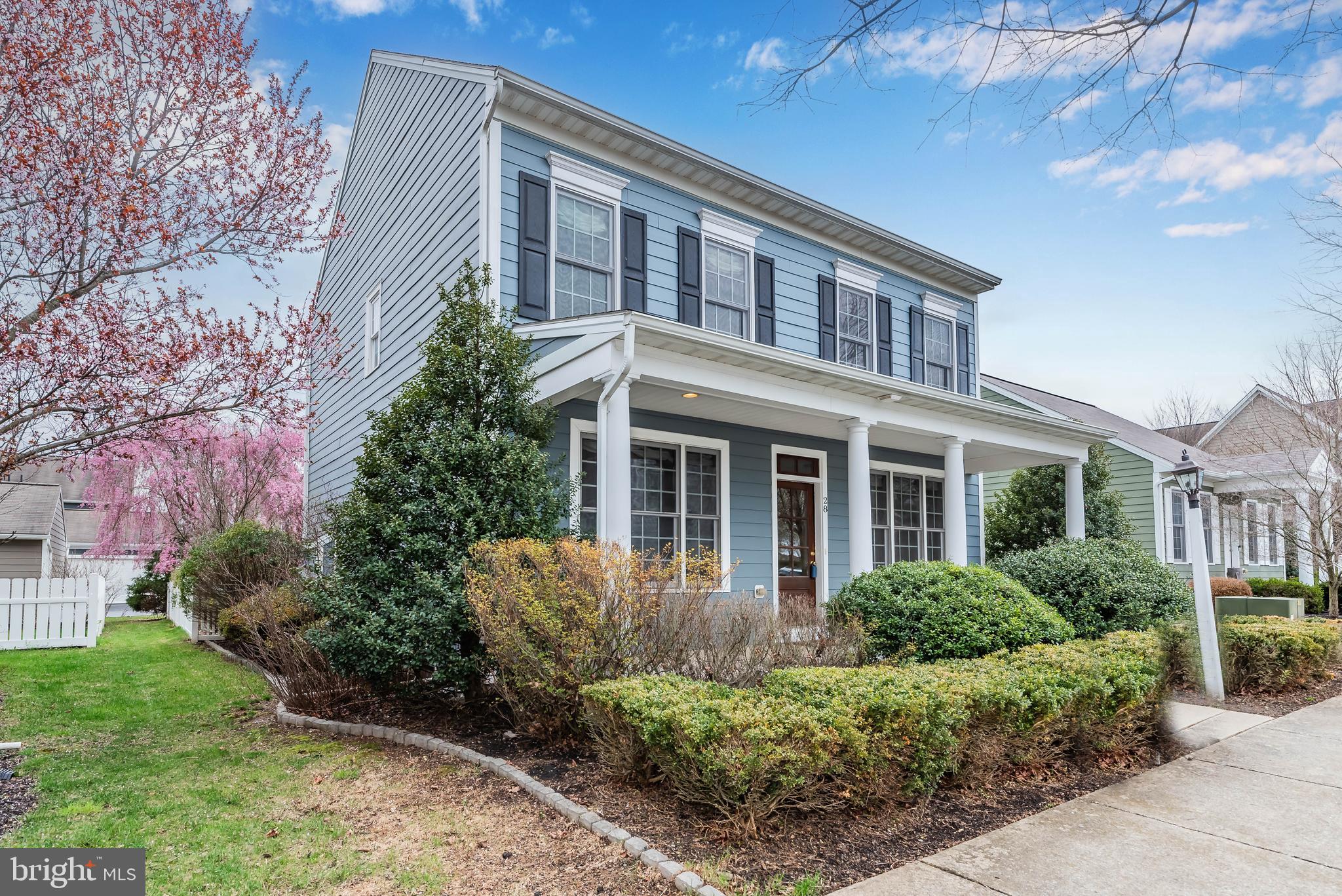 28 Summer Ln