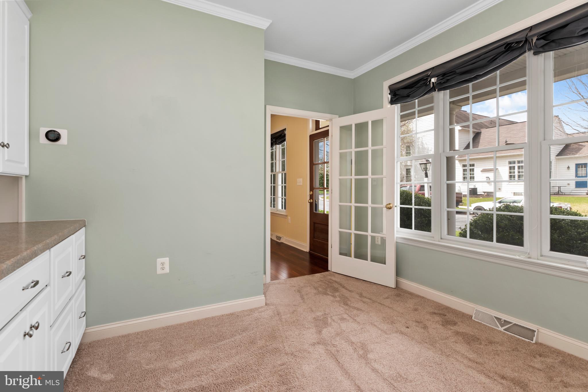 28 Summer Ln