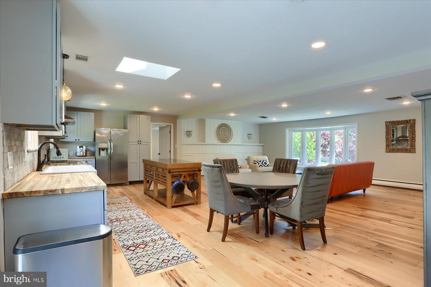 344 N 25th St