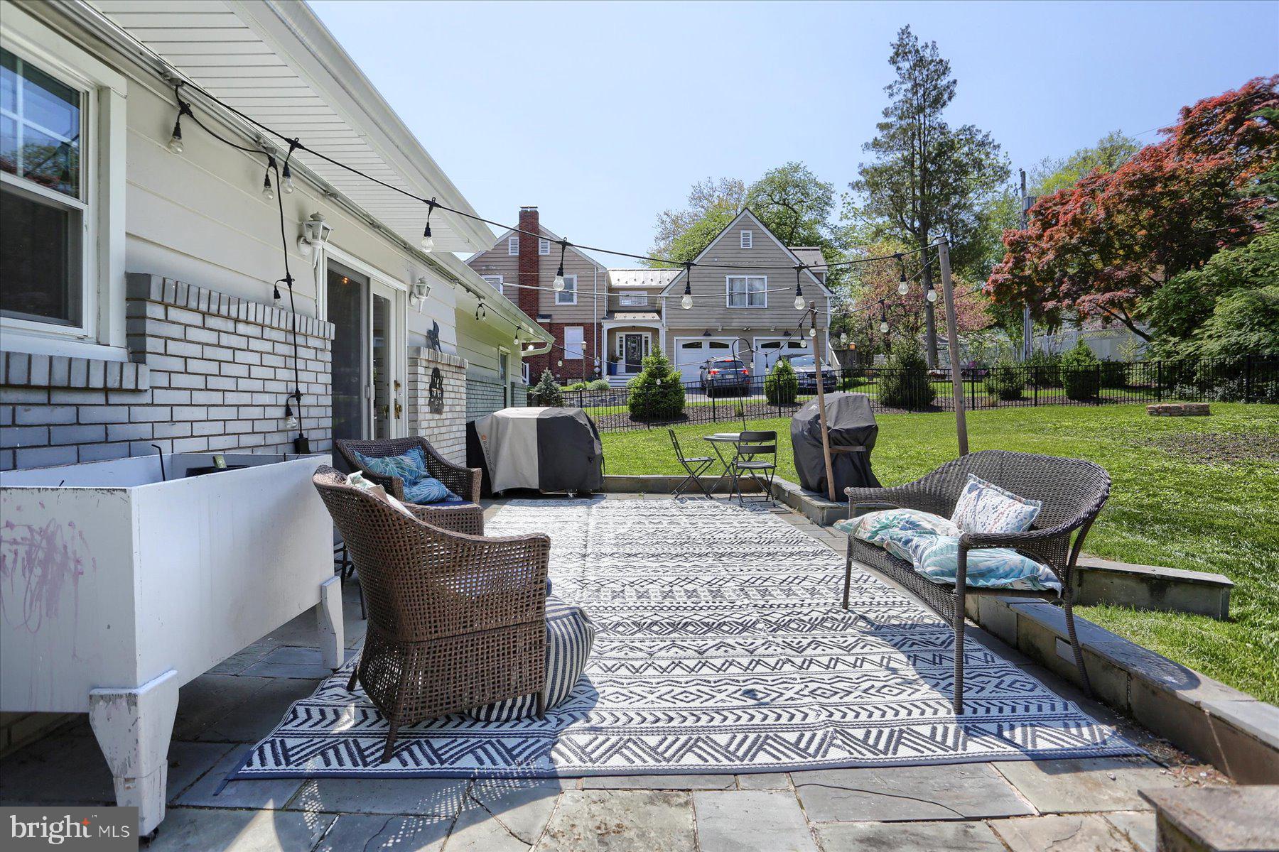 344 N 25th St