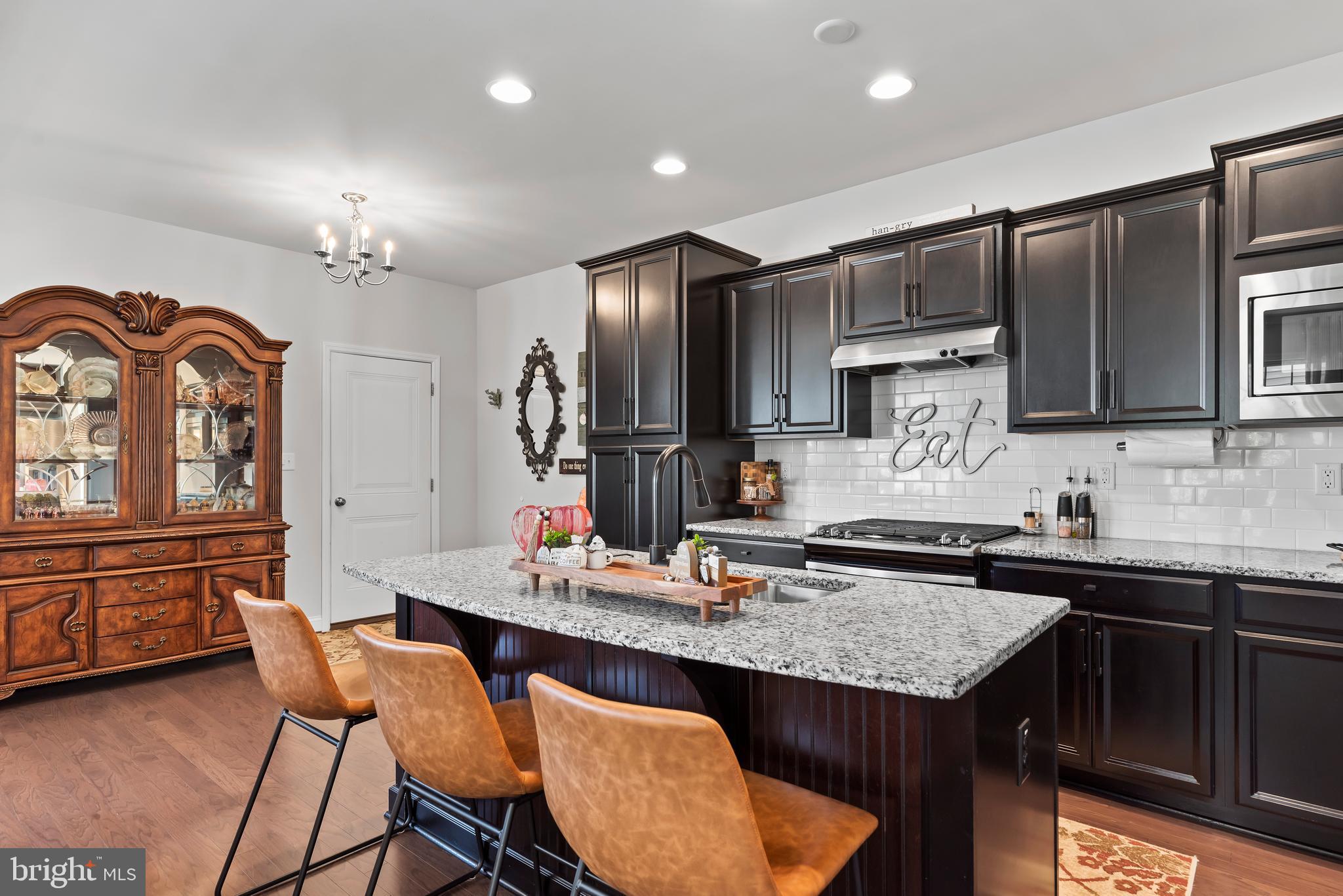 3272 Longview Rd