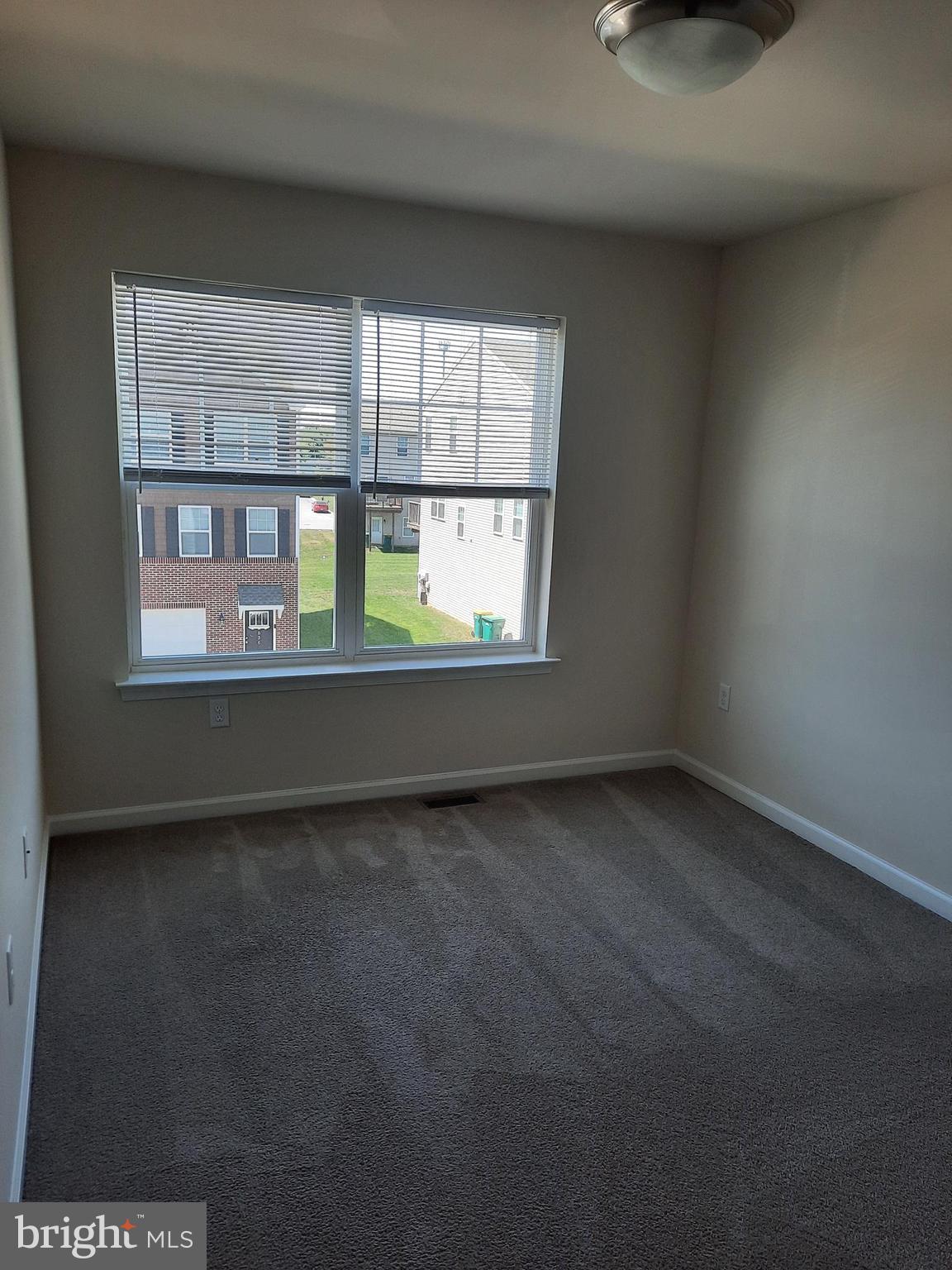 835 ADMIRALS QUAY DR