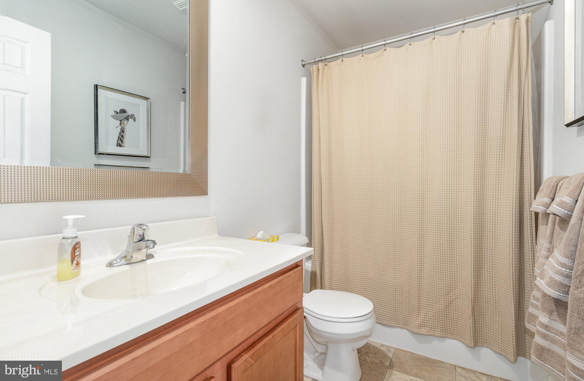 3037 Meridian Cmns #D