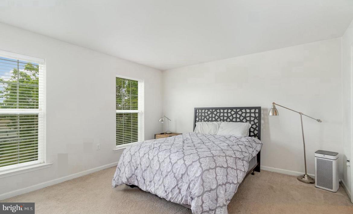 3037 Meridian Cmns #D