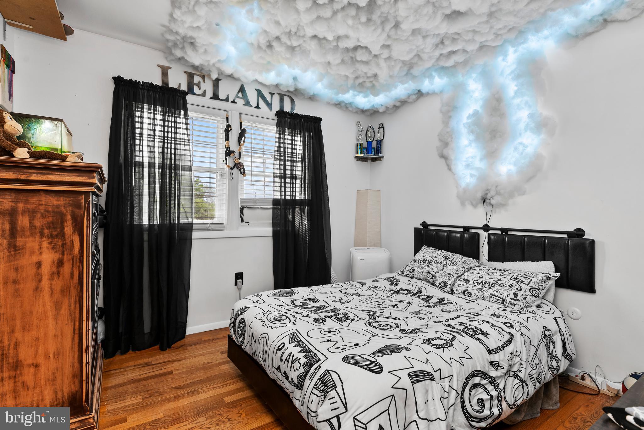 913 Drexel Hills Blvd