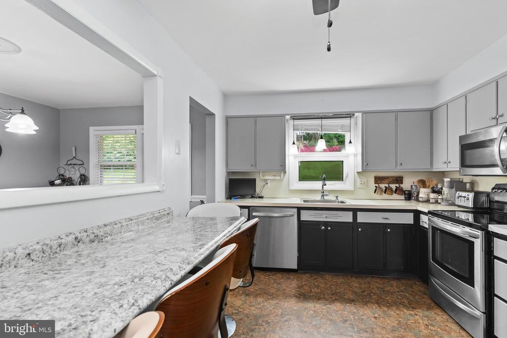 913 Drexel Hills Blvd