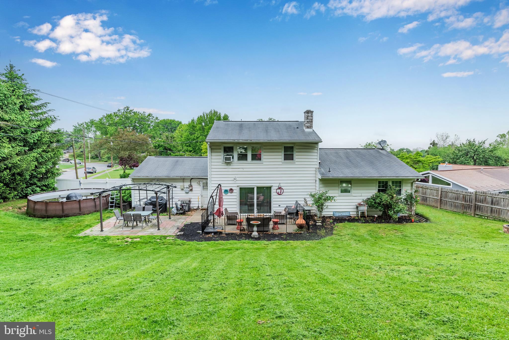 913 Drexel Hills Blvd