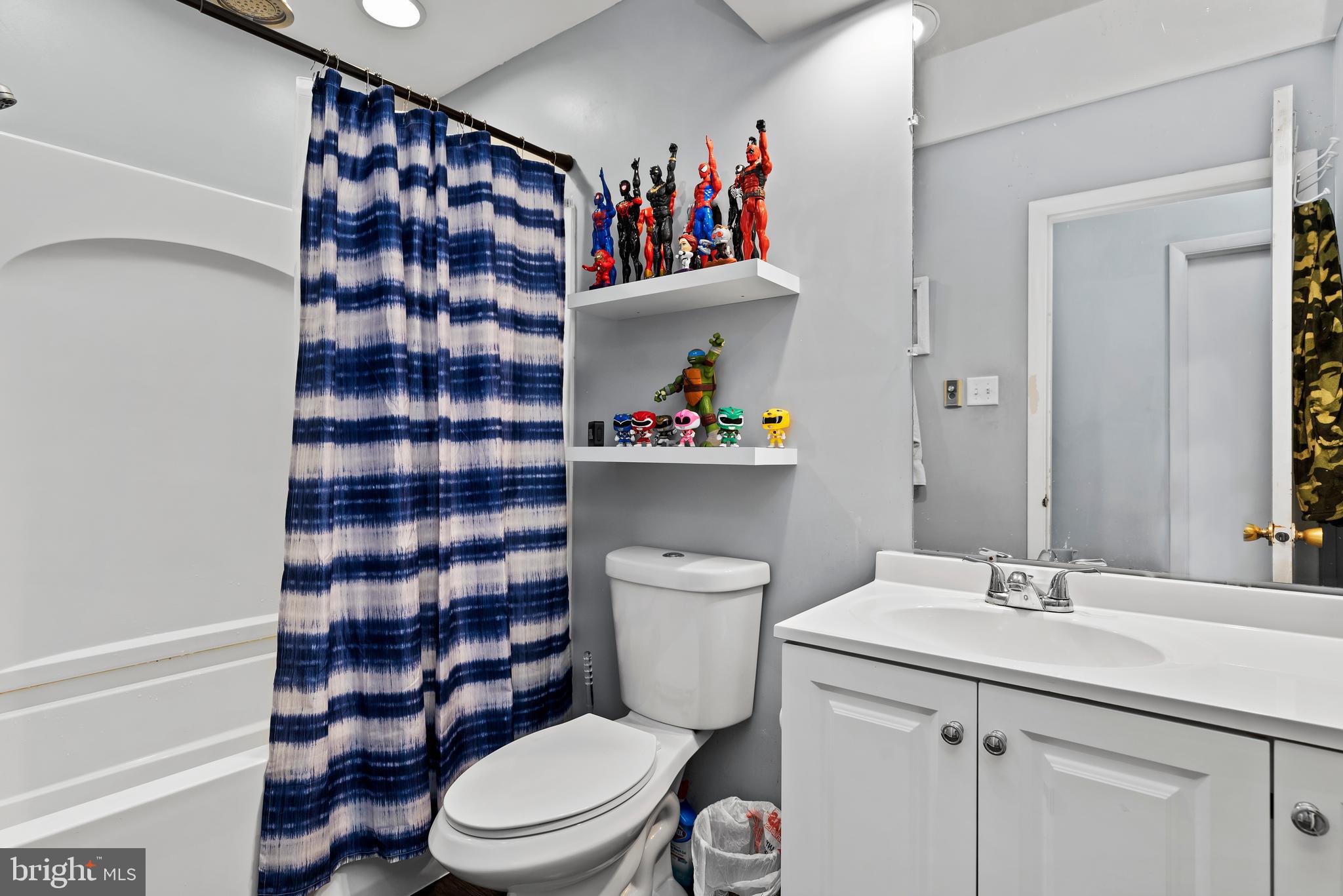 913 Drexel Hills Blvd