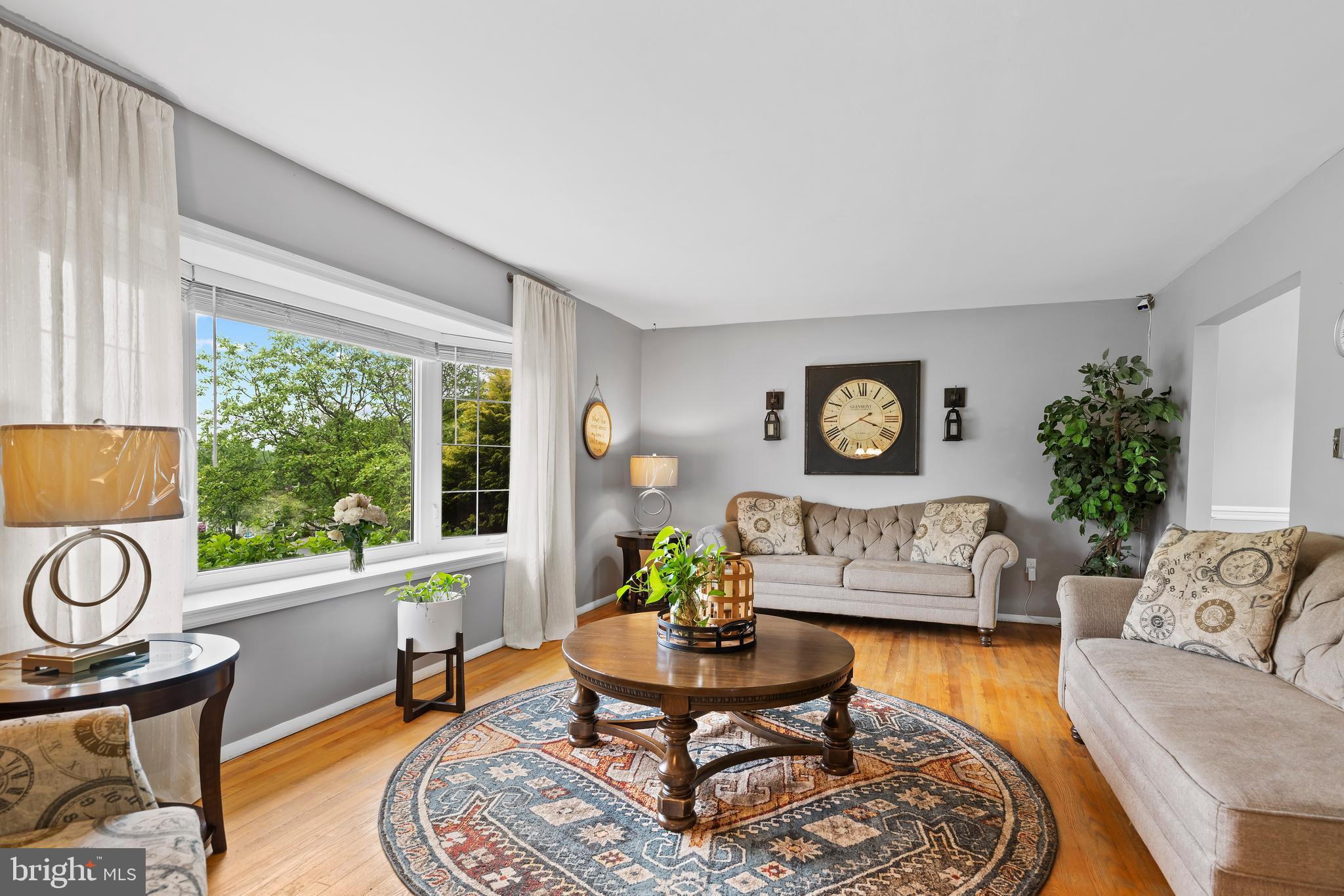 913 Drexel Hills Blvd