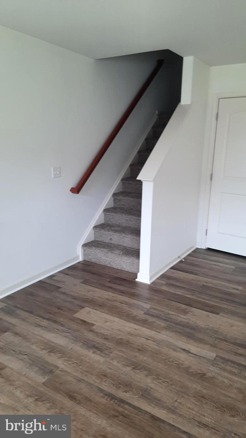 809 ADMIRALS QUAY DR