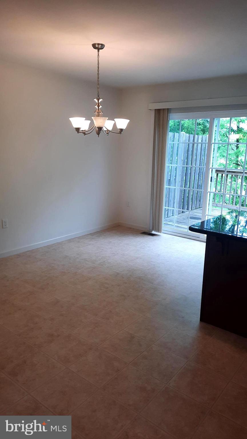 809 ADMIRALS QUAY DR