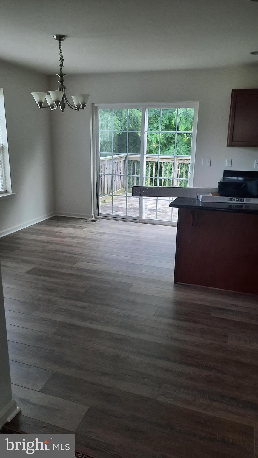 805 ADMIRALS QUAY DR