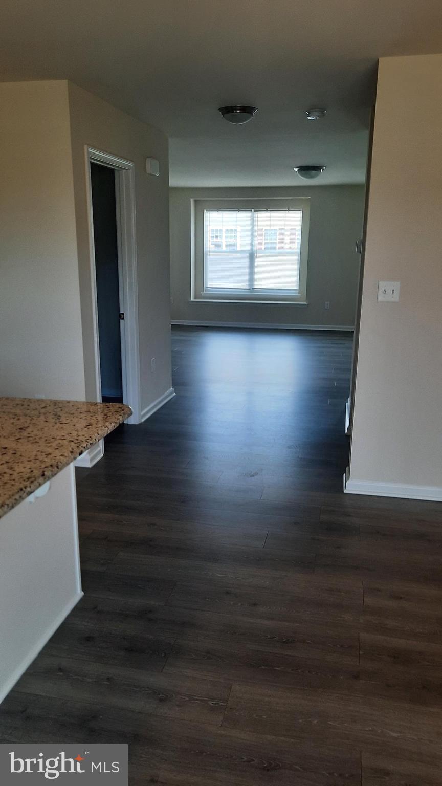 821 ADMIRALS QUAY DR