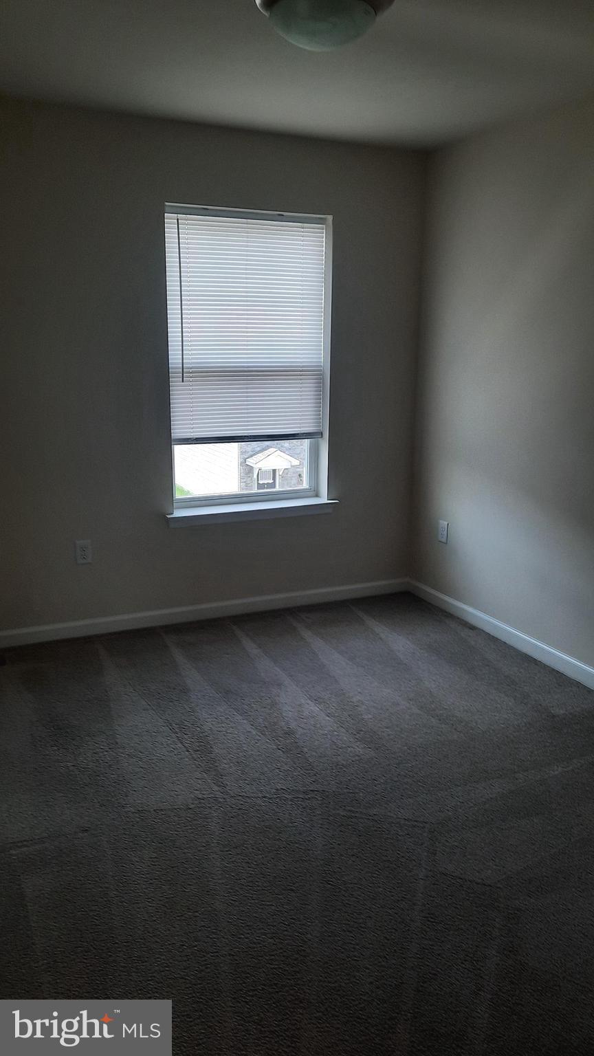 821 ADMIRALS QUAY DR