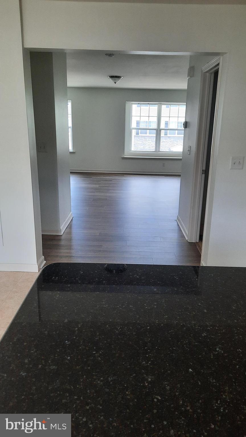 828 ADMIRALS QUAY DR