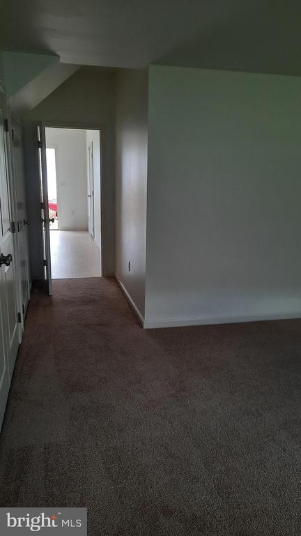 828 ADMIRALS QUAY DR