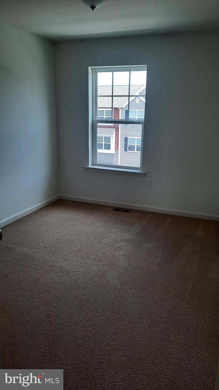 828 ADMIRALS QUAY DR