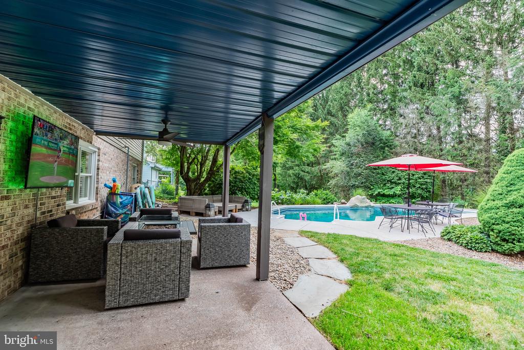 841 Mandy Ln