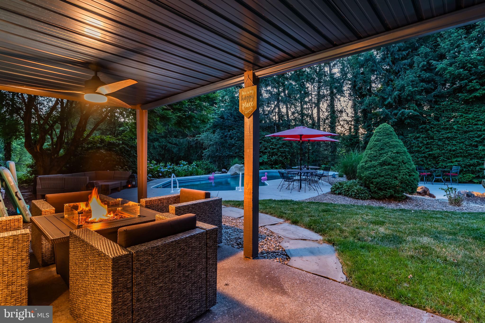 841 Mandy Ln