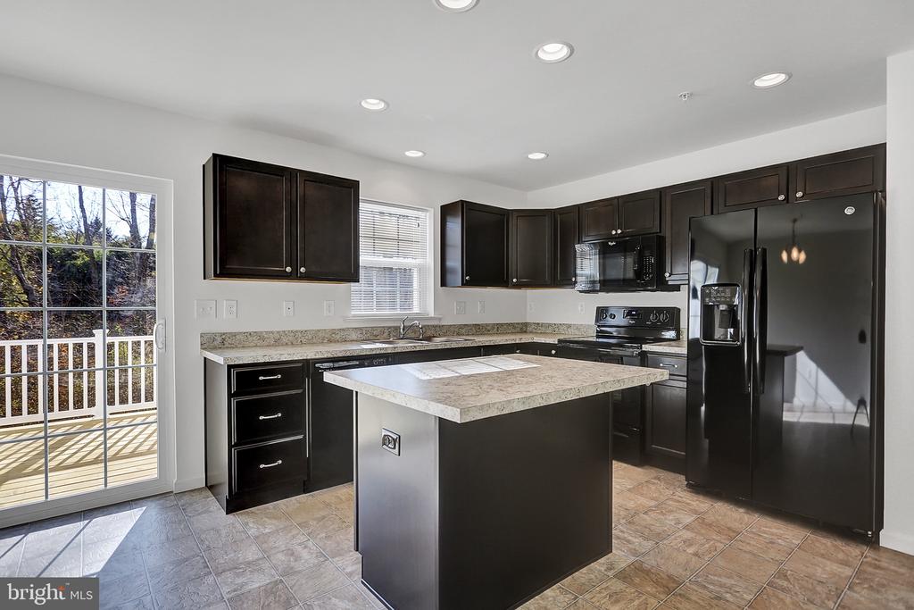 4525 Laurel Valley Ln