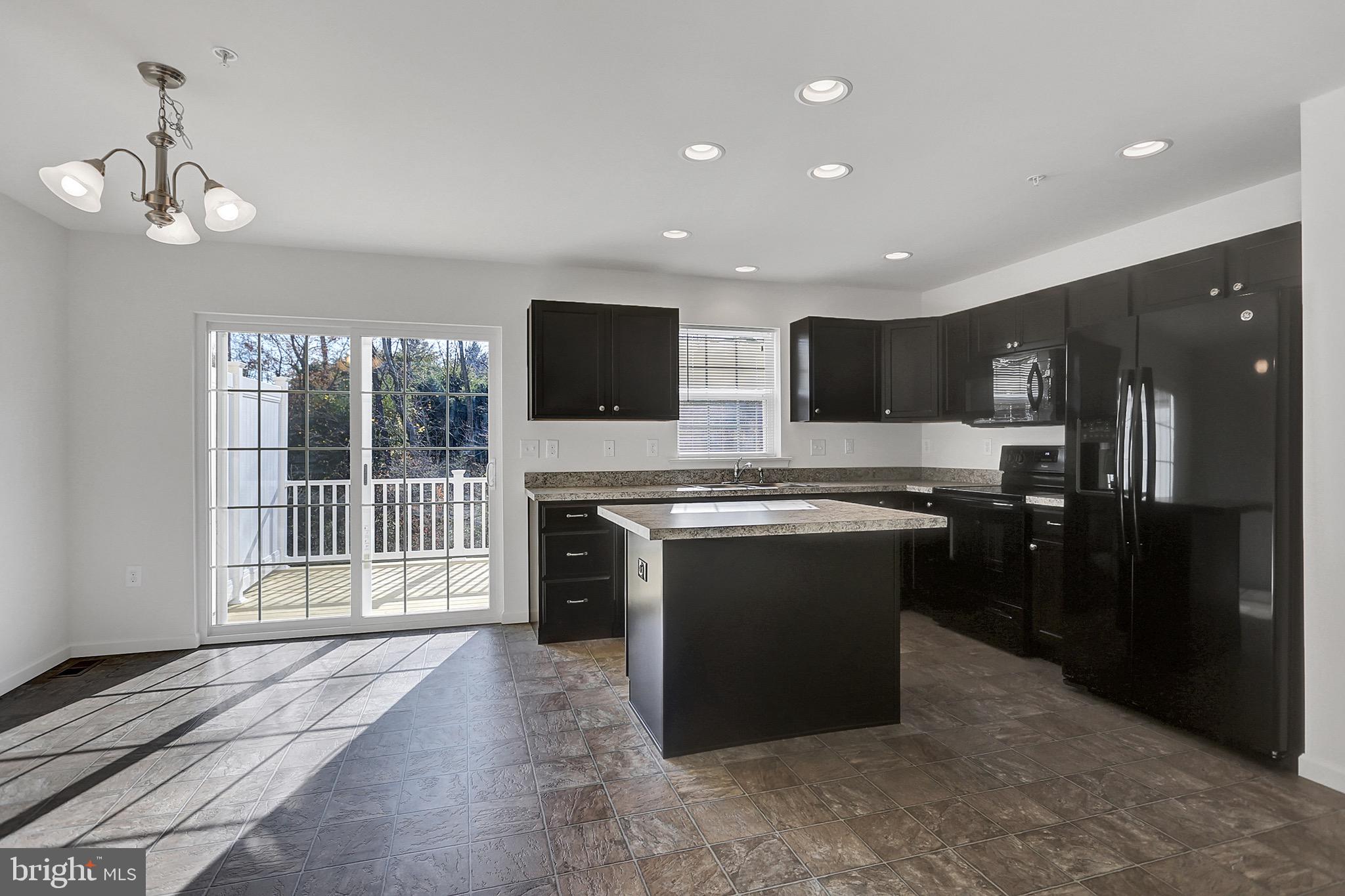 4525 Laurel Valley Ln