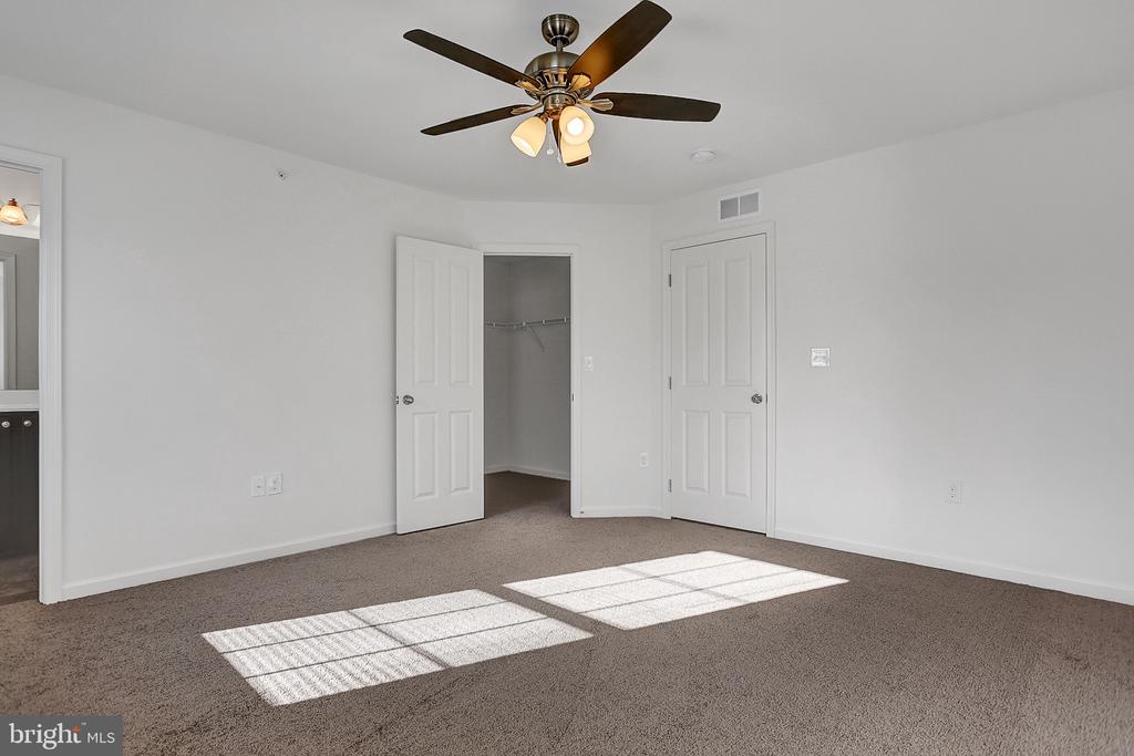 4525 Laurel Valley Ln