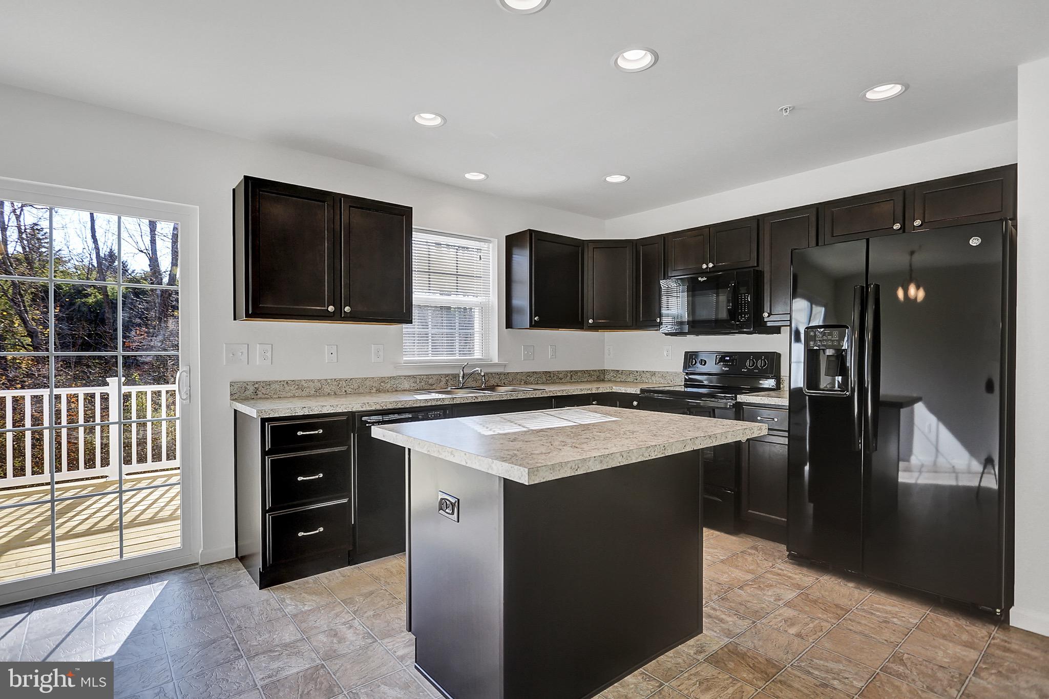 4525 Laurel Valley Ln