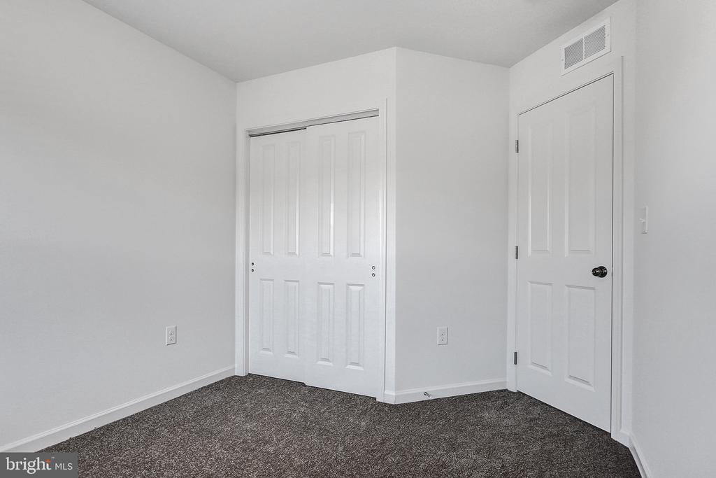 4525 Laurel Valley Ln