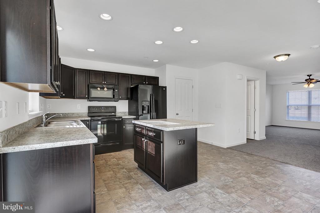 4525 Laurel Valley Ln