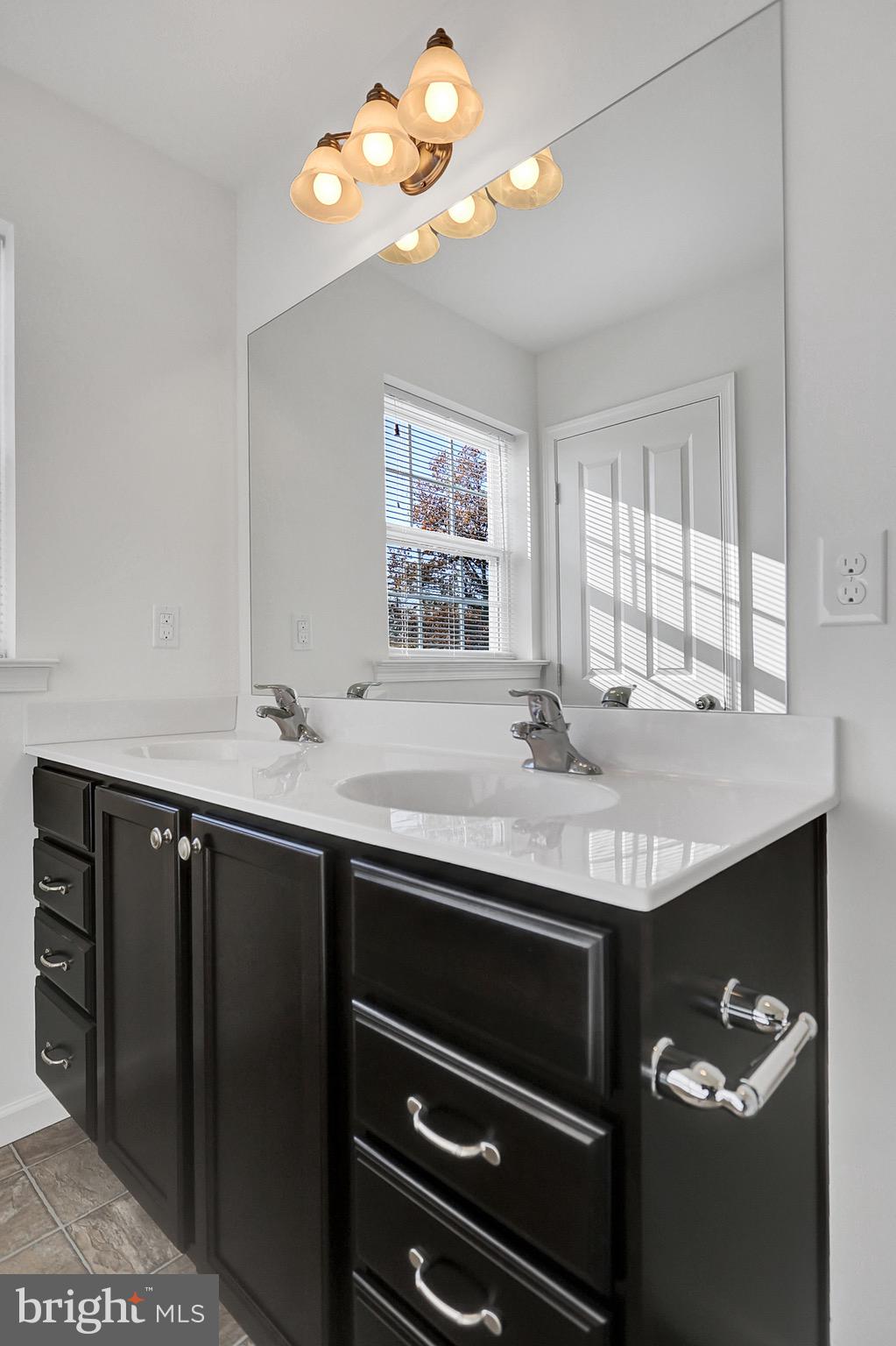 4525 Laurel Valley Ln