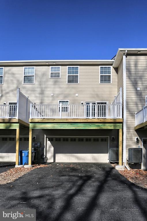 4525 Laurel Valley Ln