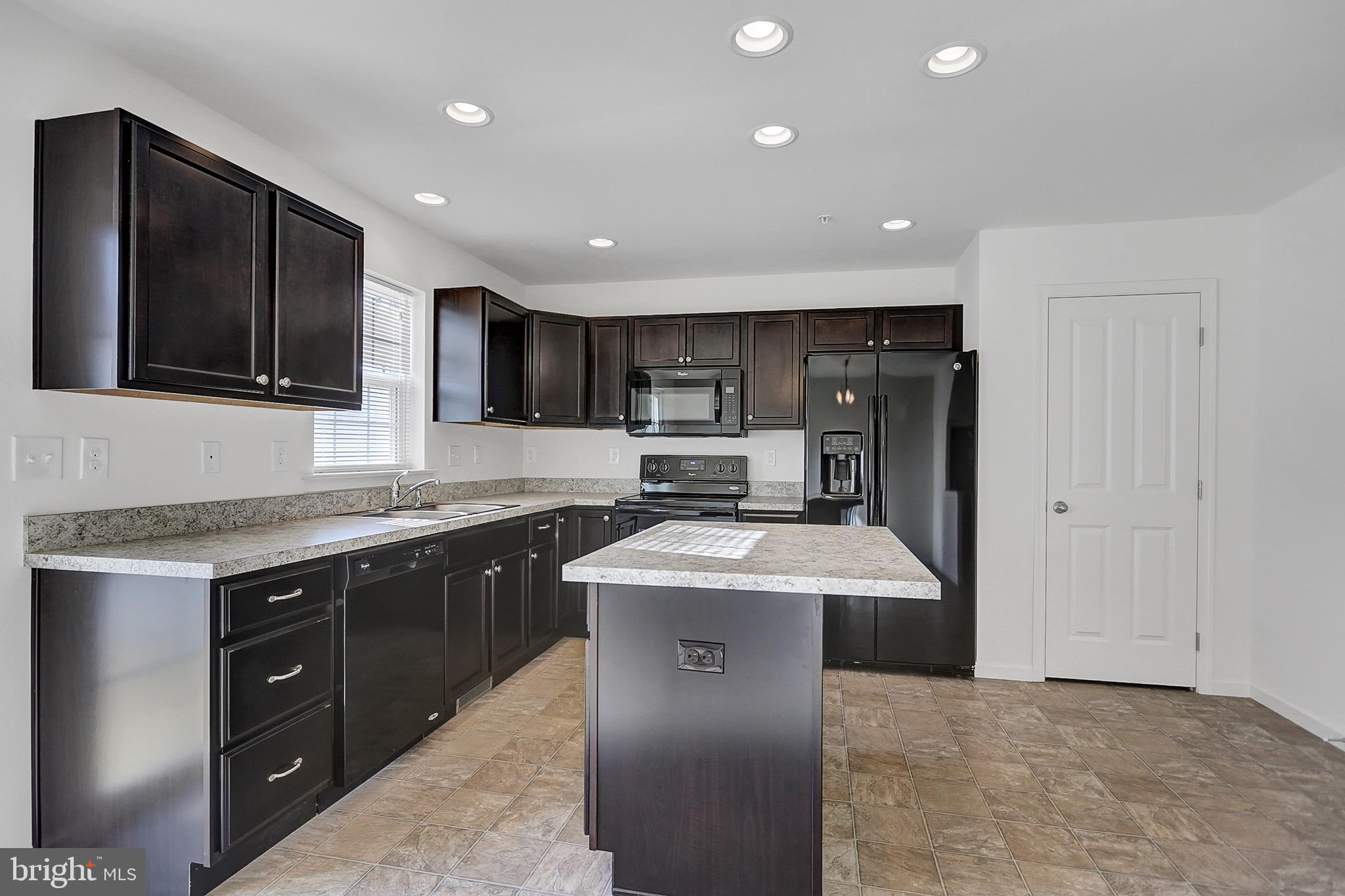 4525 Laurel Valley Ln