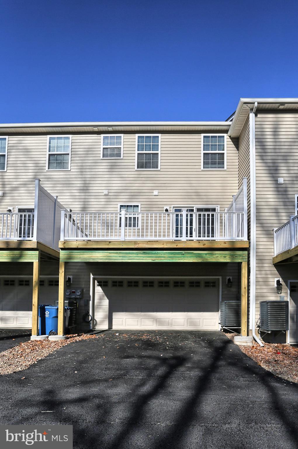 4525 Laurel Valley Ln