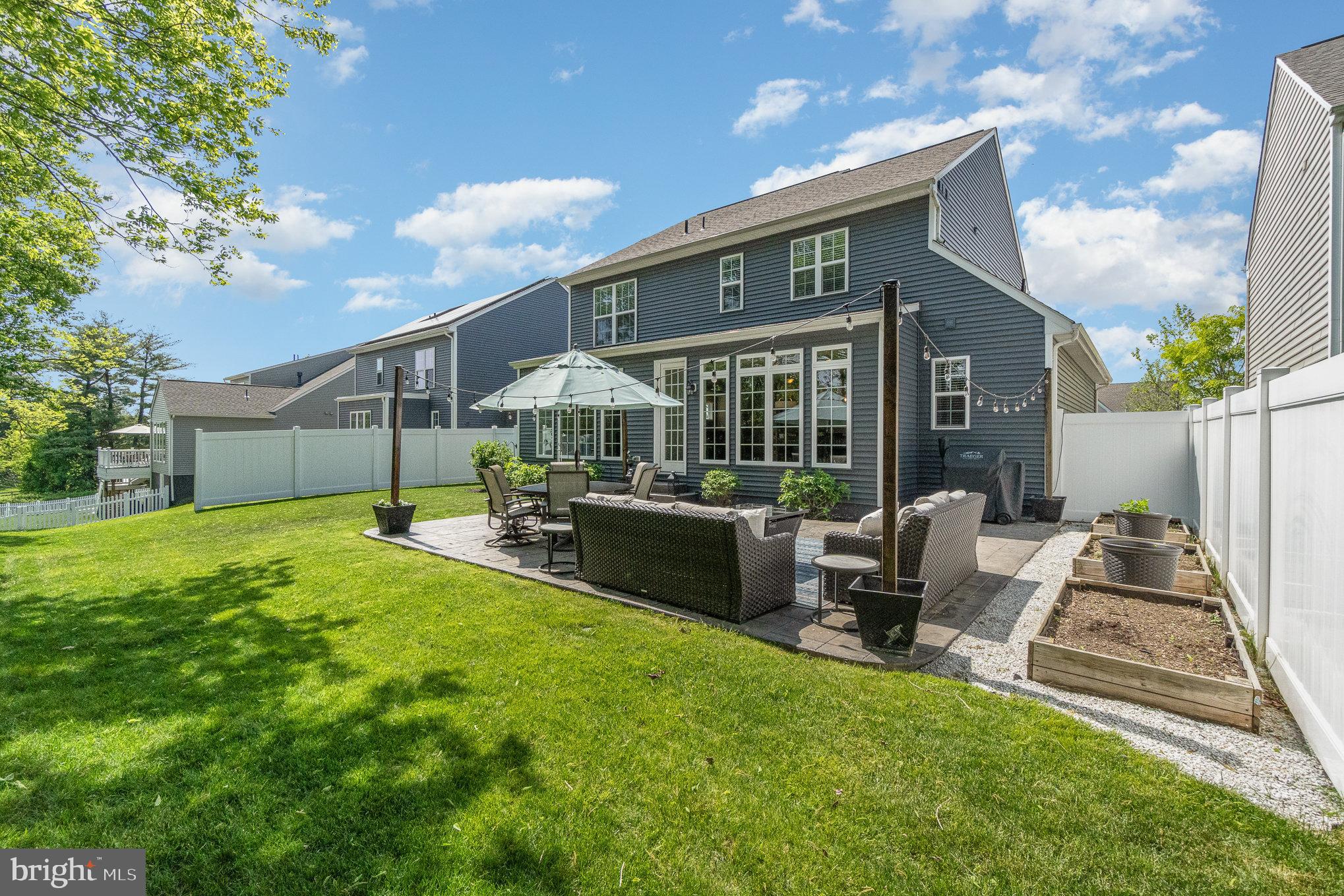 3275 Longview Rd