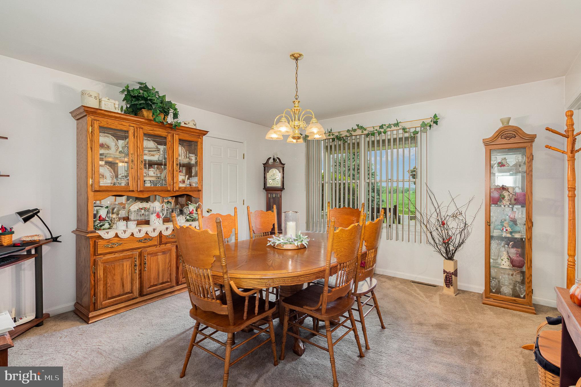 848 W Old York Rd