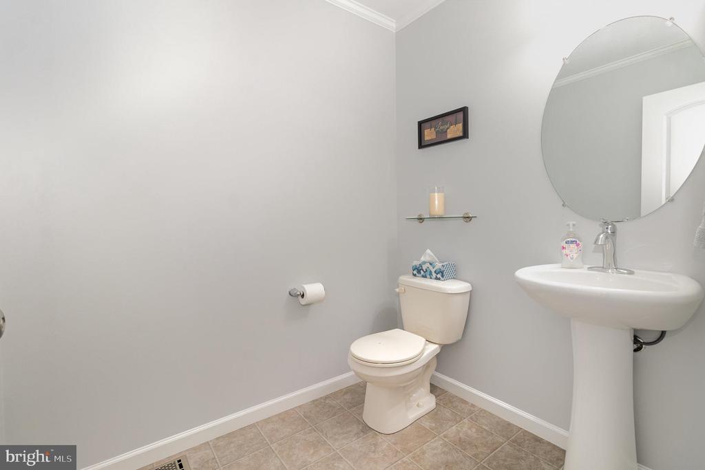 4 Vista Cir