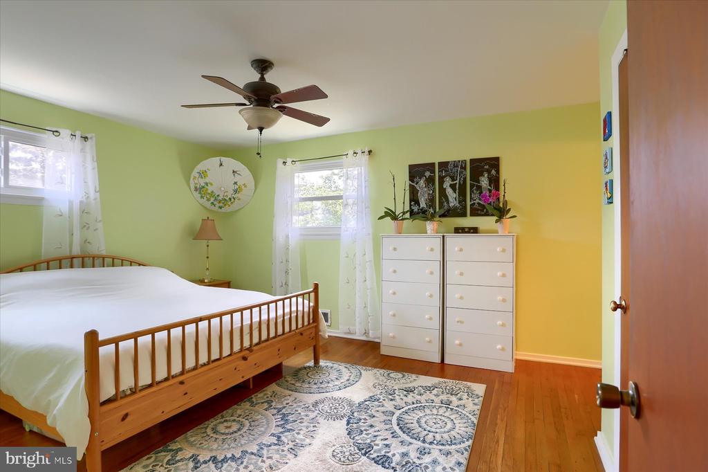 20 Neponsit Ln
