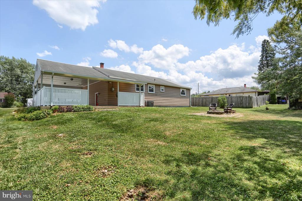 20 Neponsit Ln