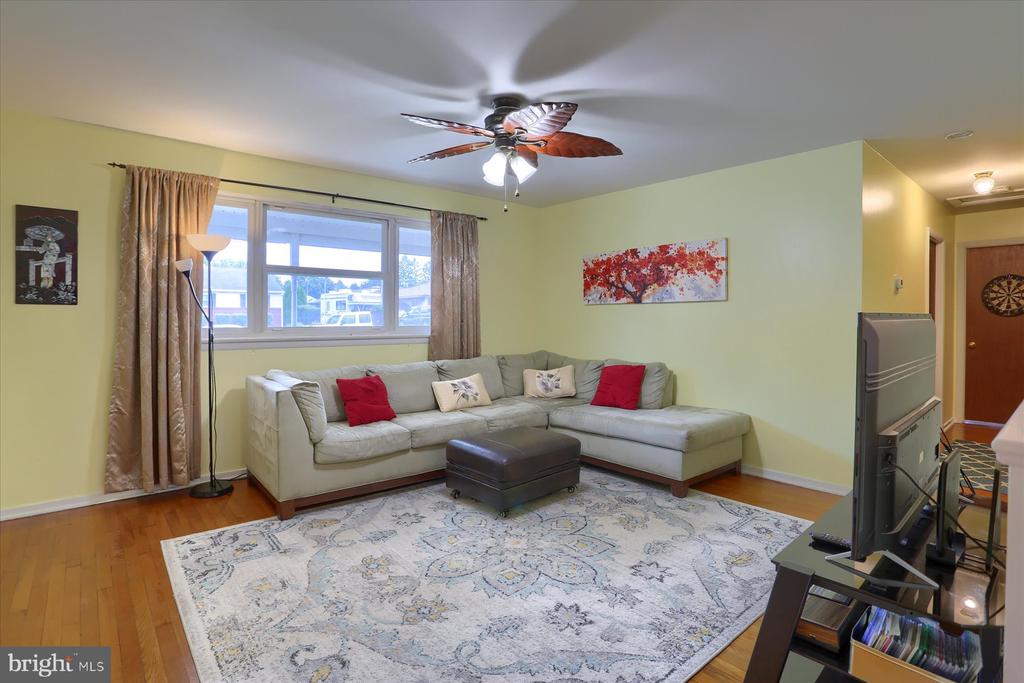 20 Neponsit Ln