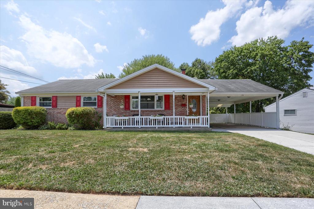 20 Neponsit Ln