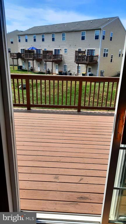 806 ADMIRALS QUAY DR